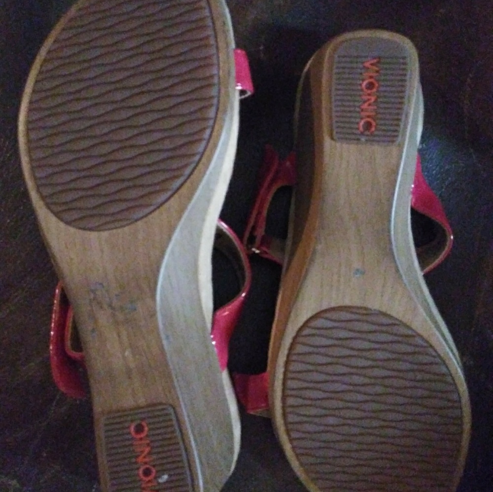 Vionic sandals - Picture 5 of 5